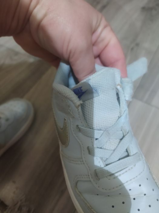 Półbuty sneakersy buty jesienne wiosenne na rzepy r 26 Nike