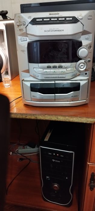 Акустические колонки мPanasonic SA-AK 2 музыкальный центр. Колонки не