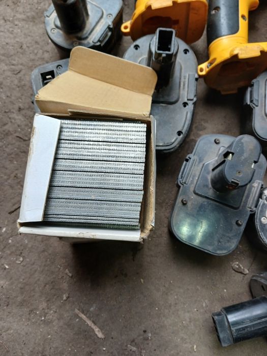 Шуруповерт деволт