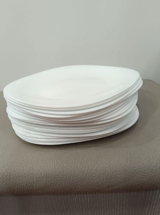 Conjuntos de Pratos de Mesa Brancos