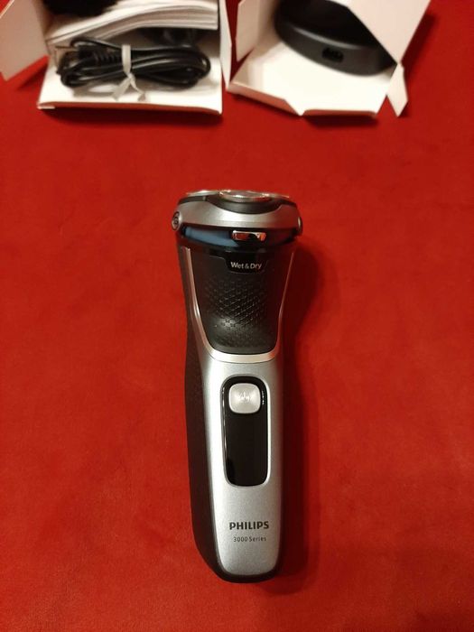 Продам Електробритву PHILIPS S3341/13 серії 3000