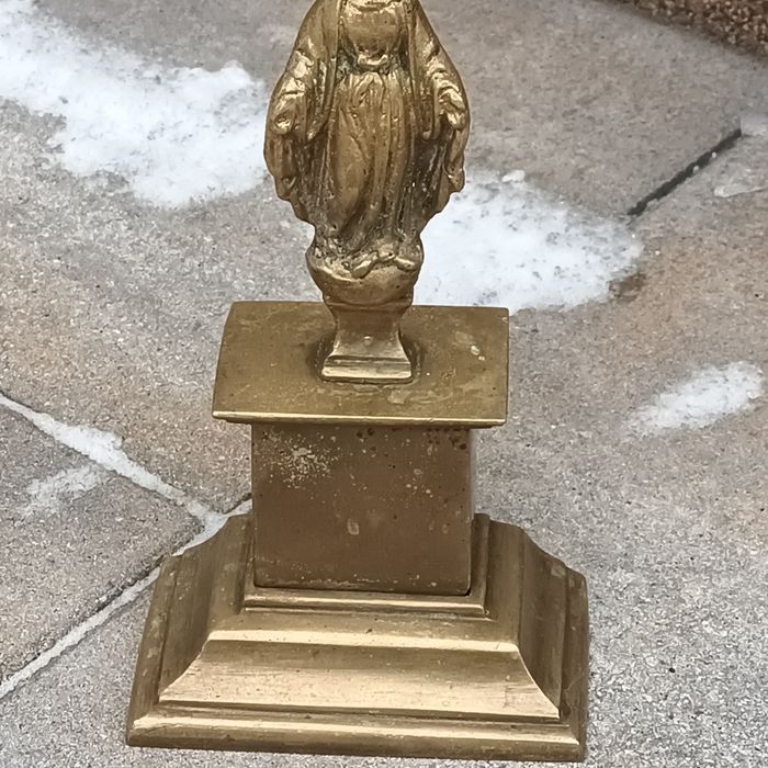 Stary krucyfiks z Maryją