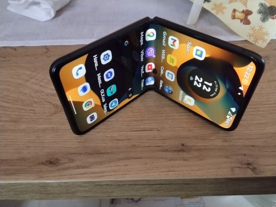 Смартфон Motorola razr 40