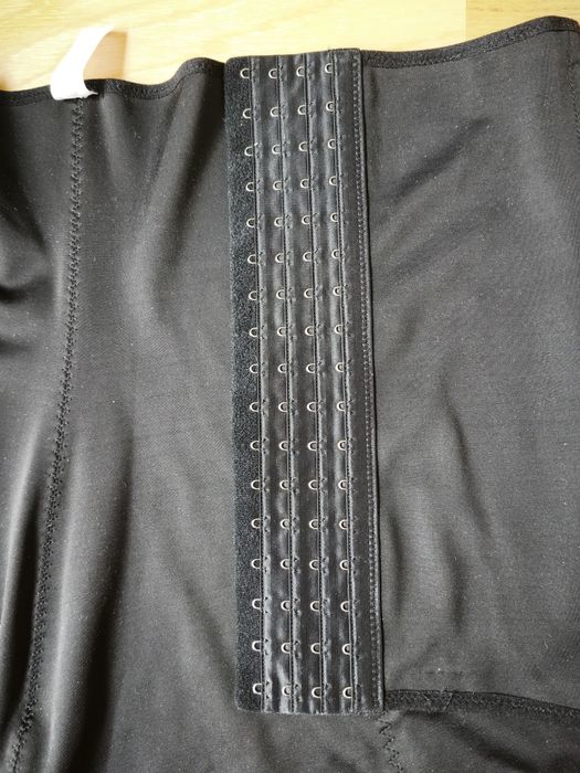 Gorset Wyszczuplający Pas Modelujący Talia XL | 4 Rzędy Haftek | Nylo