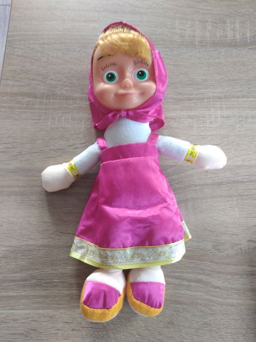 Śpiewająca lalka Masza