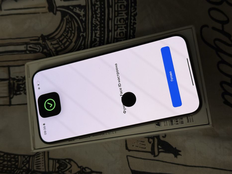 Iphone 15 pro max 256 ios 18.3.2 ESIM LOCK rsim