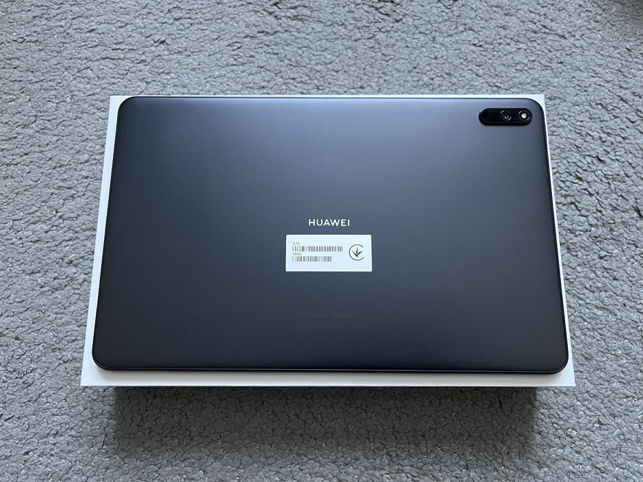 Huawei MatePad 10.4 z klawiaturą bluetooth