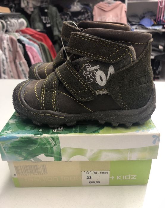 Buty skórzane  nowe dla chlopca roz. 23