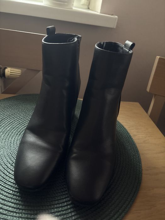 Botki, niskue kozaczki, sztyblety czarne 40