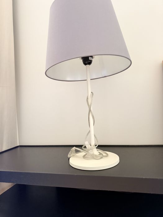 Candeeiro de mesa da area