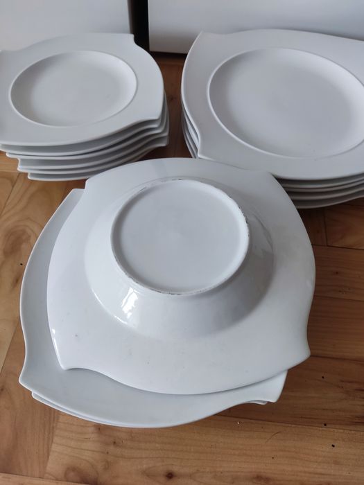 Porcelanowe talerze