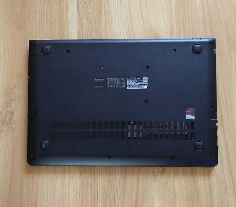 Lenovo B50 - ekran 15.6", dysk 250GB, 8GB Ram, mocny, sprawny