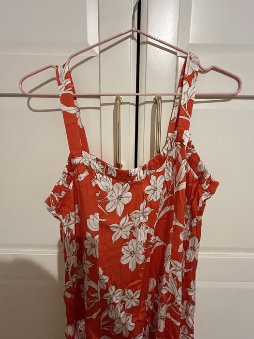 Zara Vestido floral