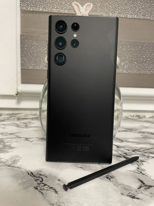 Samsung Galaxy S22 ULTRA 5G SM-S908U 8/128GB Phantom Black Snapdragon 8 Gen 1 5000 мАг