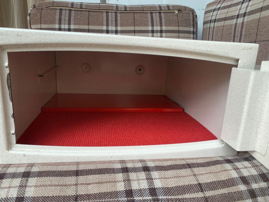 Сейф TECHNOMAX 745/el