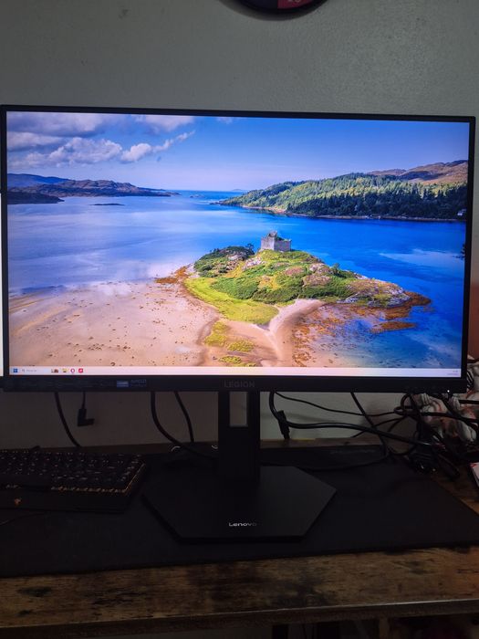 Monitor Lenovo legion 2k 240hz ips