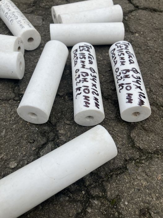 Фторопласт,фторопластові втулки,круг фторопластовий,кругляк фторопласт