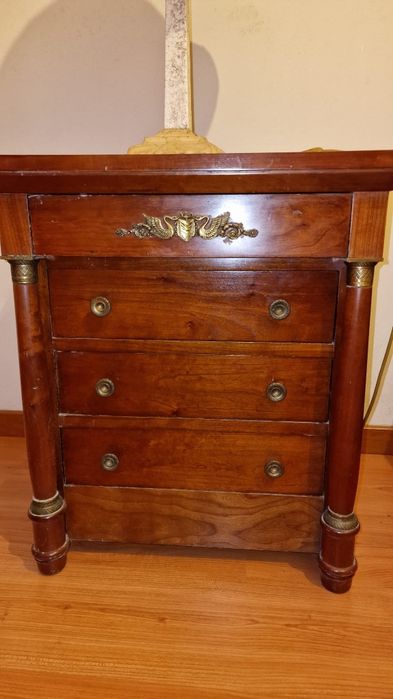 Recheio de casa - móveis de madeira