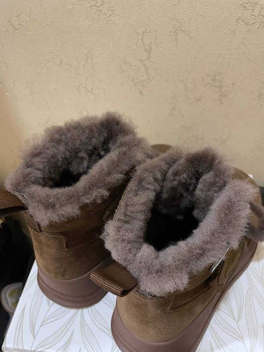 ЗИМОВІ черевики, натуральна замша, 38 повномірні