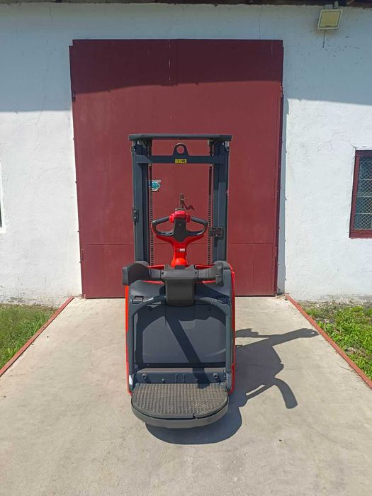 Навантажувач штабелер 1233* Linde L14АР 1,4т 292 см