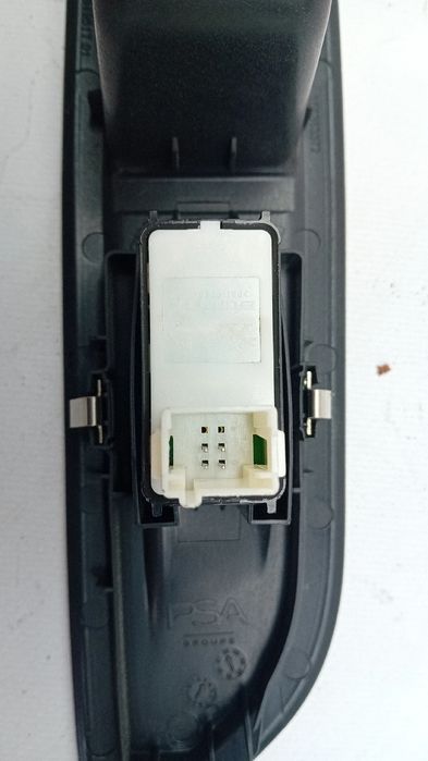 Comando / botão / interruptor vidros frente direito CITROËN C4 III