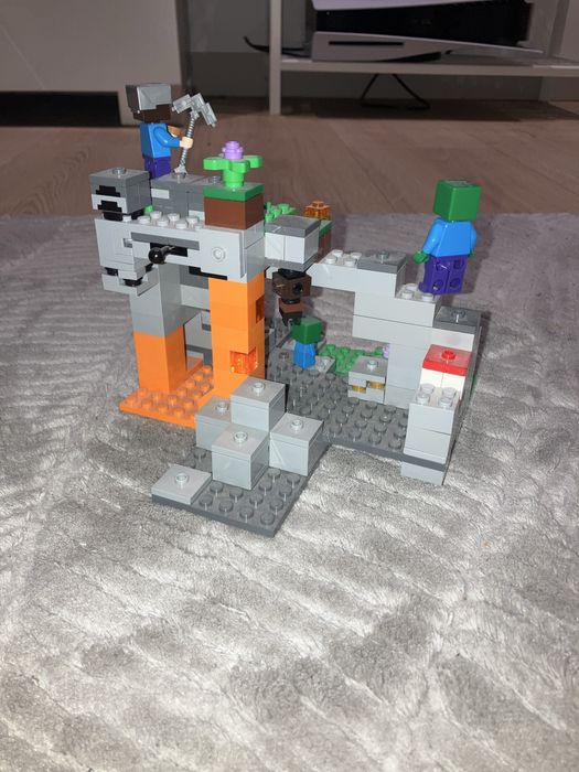 Lego Minecraft 21141