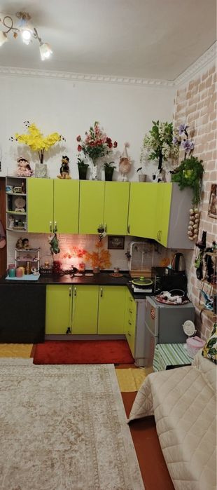 Кімната в гуртожитку район Дикого