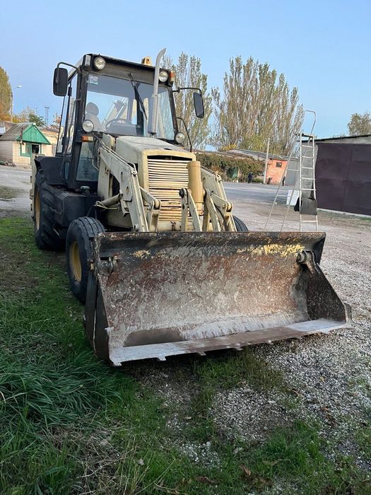 Екскаватор - навантажувач БОРЕКС 3106 / 2000 рік випуску