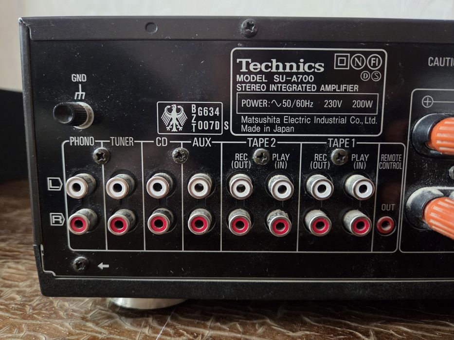 Підсилювач звуку "Technics  SU-A700" працюючий,  в гарному стані