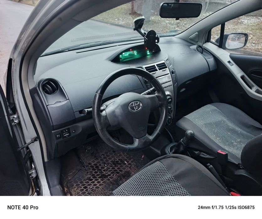 Toyota Yaris 1.0 benzyna