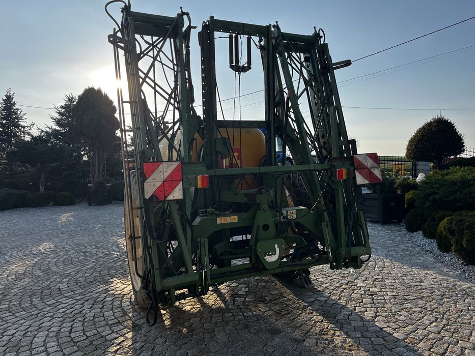 Opryskiwacz Amazone UG 2200 18 m PEIKA