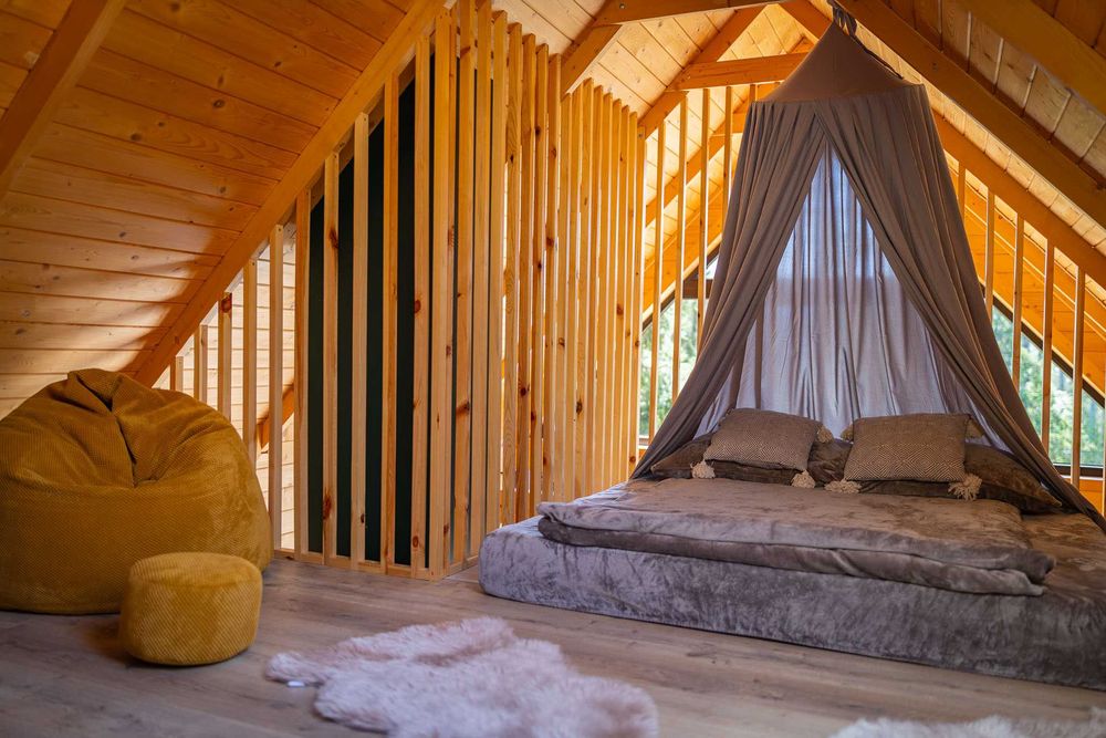 Leśna Stodoła w Soblówce. Domek w górach. Beskid Żywiecki. Cisza i Las