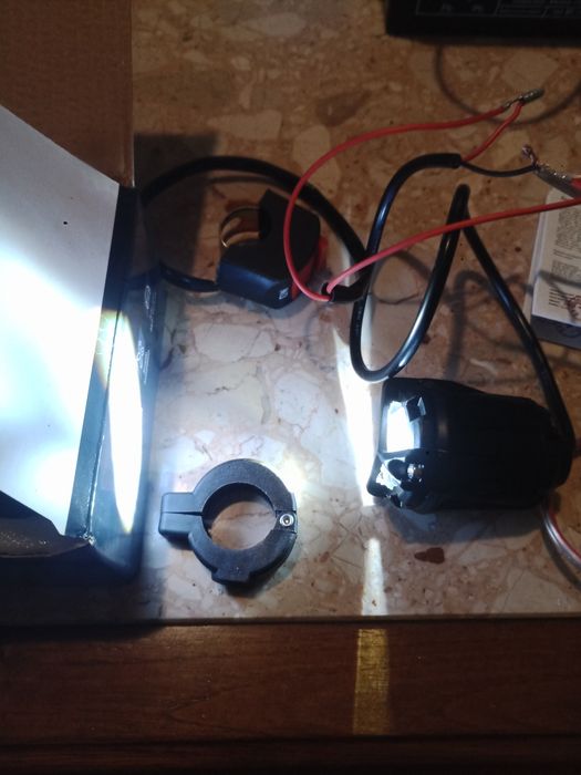 Faróis  suplemetares para moto  duplo clique ,,luz braca /amarela