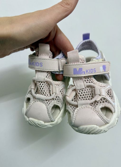 Босоножки спортивные