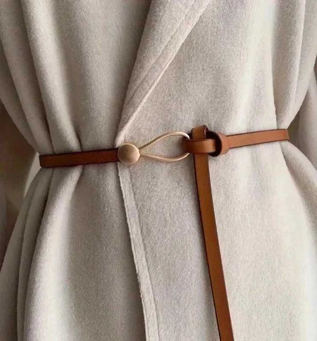 cienki brązowy pasek cienki podkreślający talię na sposoby wiązany