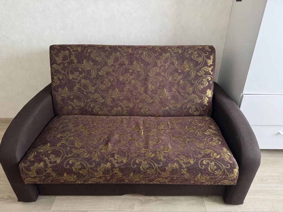 Продам диван малютка