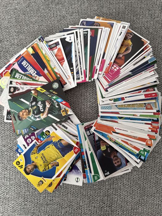 Karty pilkarskie - losowe 150 sztuk !