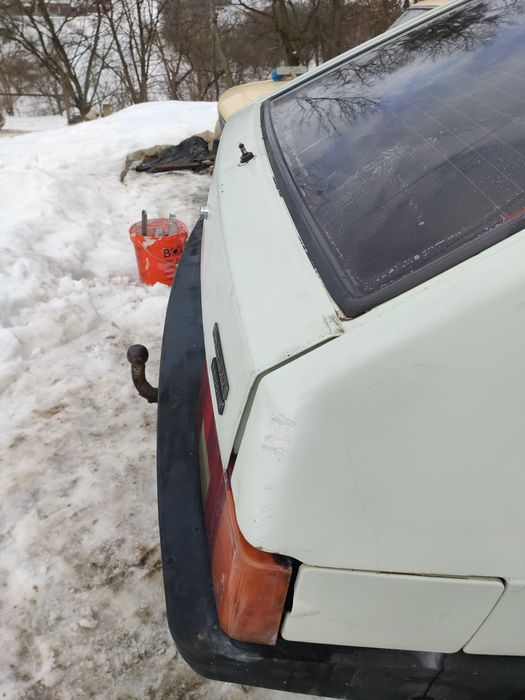 Продам ваз 2109 без торгу