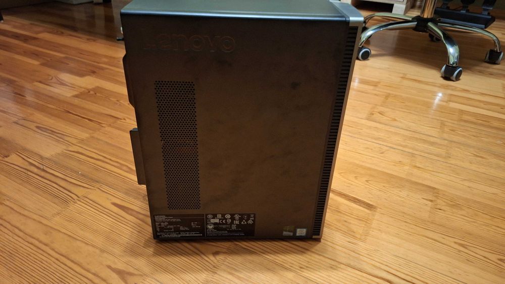 Komputer stacjonarny lenovo