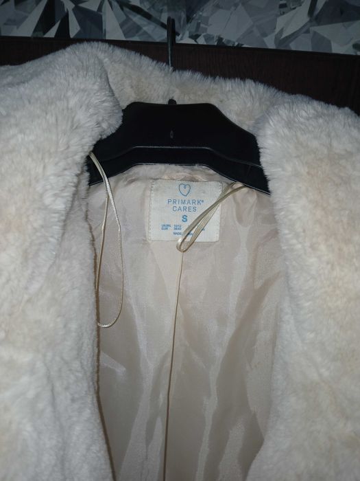 Nowe beżowe futerko paszcz Primark S oversize