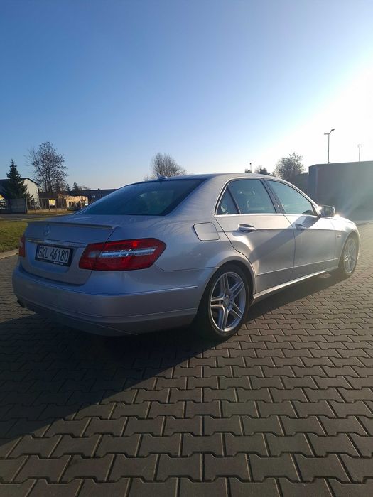 Mercedes Benz E 200 CGI BlueEfficiency W212 Avangarde