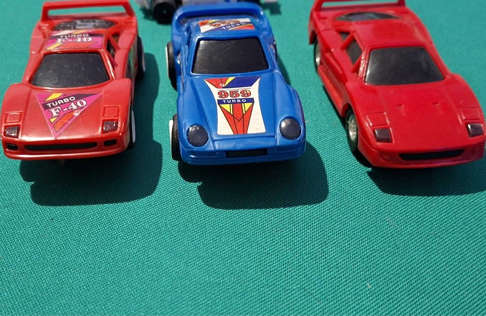 3 carrinhos de pista de automóveis, vintage