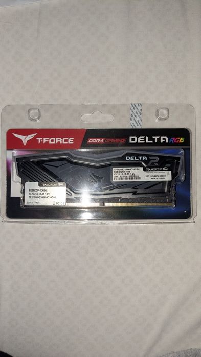 Memória RAM TeamGroup T-Force Delta RGB 8GB DDR4 2666MHz (Nova/Selada)