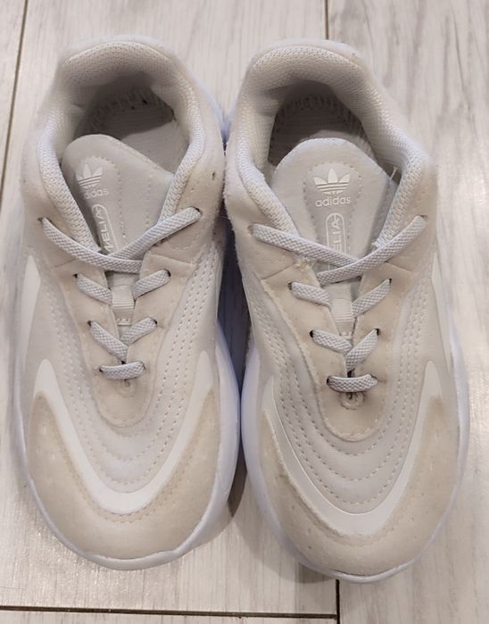 Дитячі кросівки Adidas Адідас, 31 розмір (19 см)