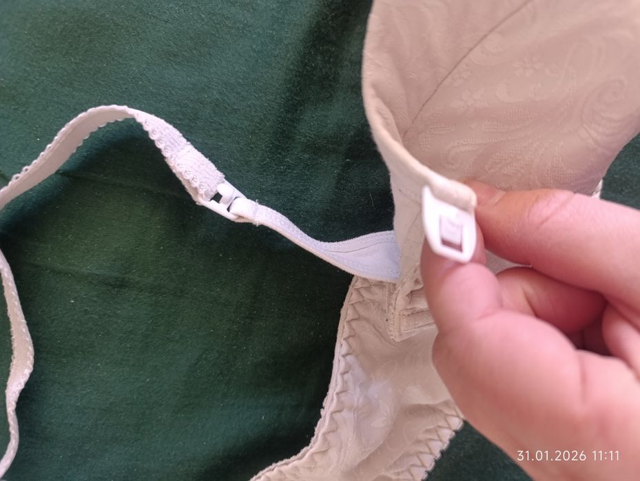 Biustonosz do karmienia  Ava 925/4, white 90B