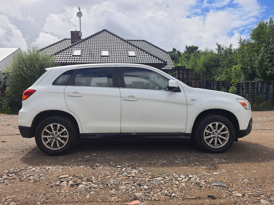 Mitsubishi ASX 1.6 benzyna 117 KM 2011 FV