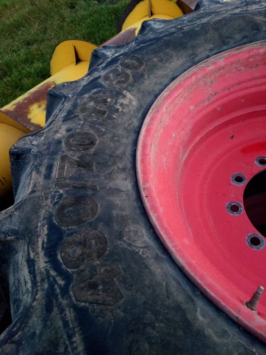 Koła Fendt 820. 818. Vario 718