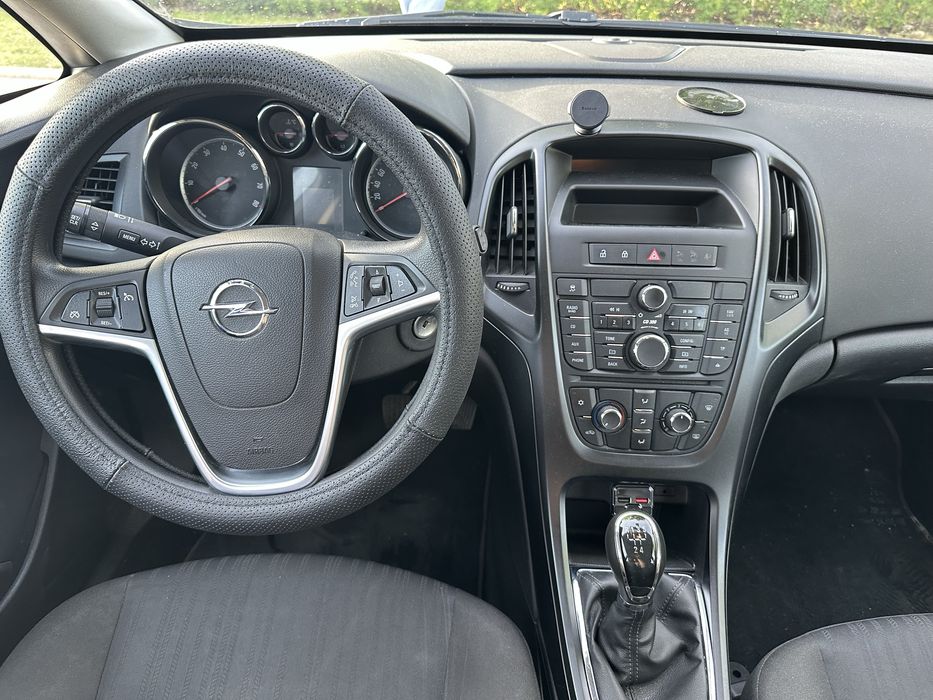 Opel Astra j 1.4 2010