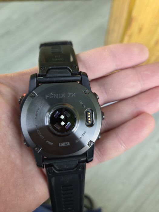 Продам Garmin Fenix 7x б/в