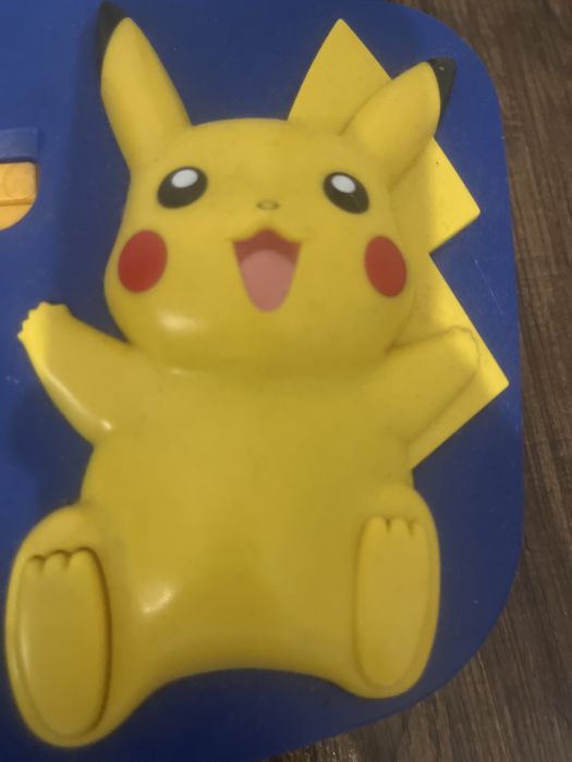 Nintendo 64 Ediçao especial Pikachu